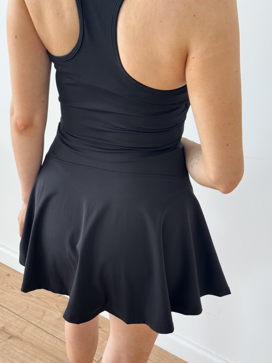 Комбинезон на молнии с юбкой