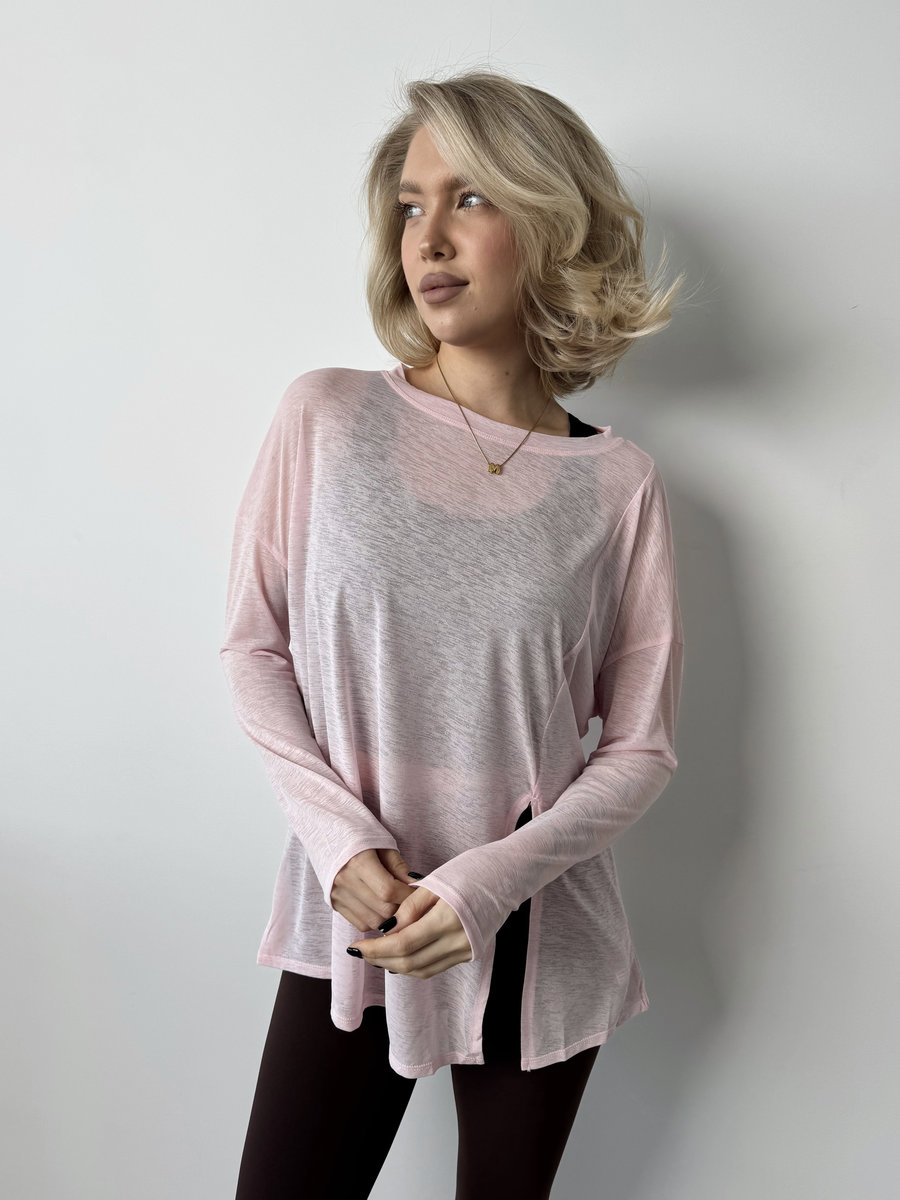 Лонгслив полупрозрачный с разрезом спереди