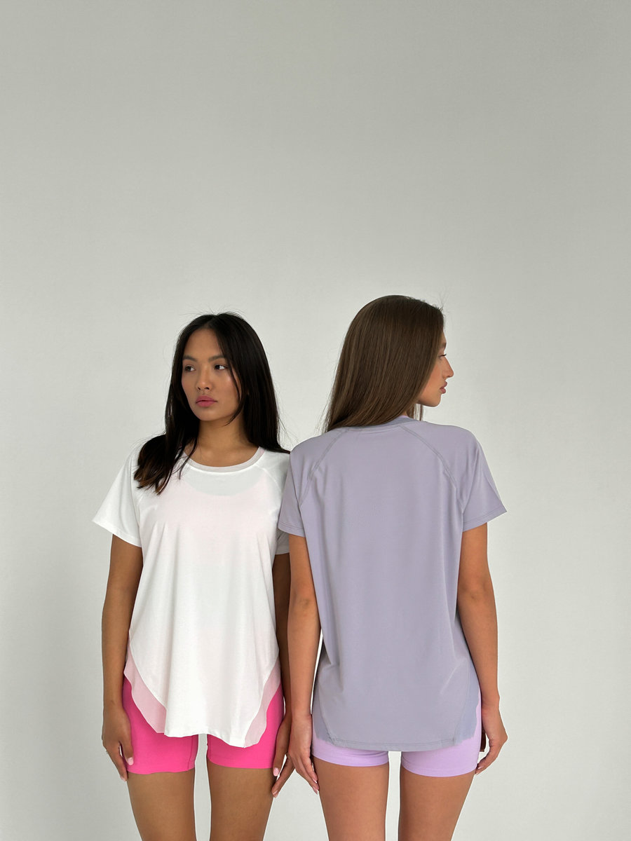 Спортивная футболка свободного кроя,декорированная сеточкой