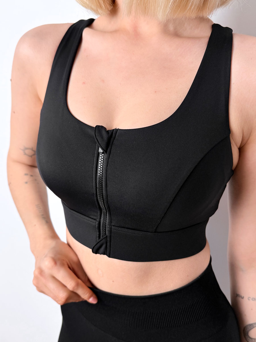 Спортивный бюстгальтер с молнией на груди