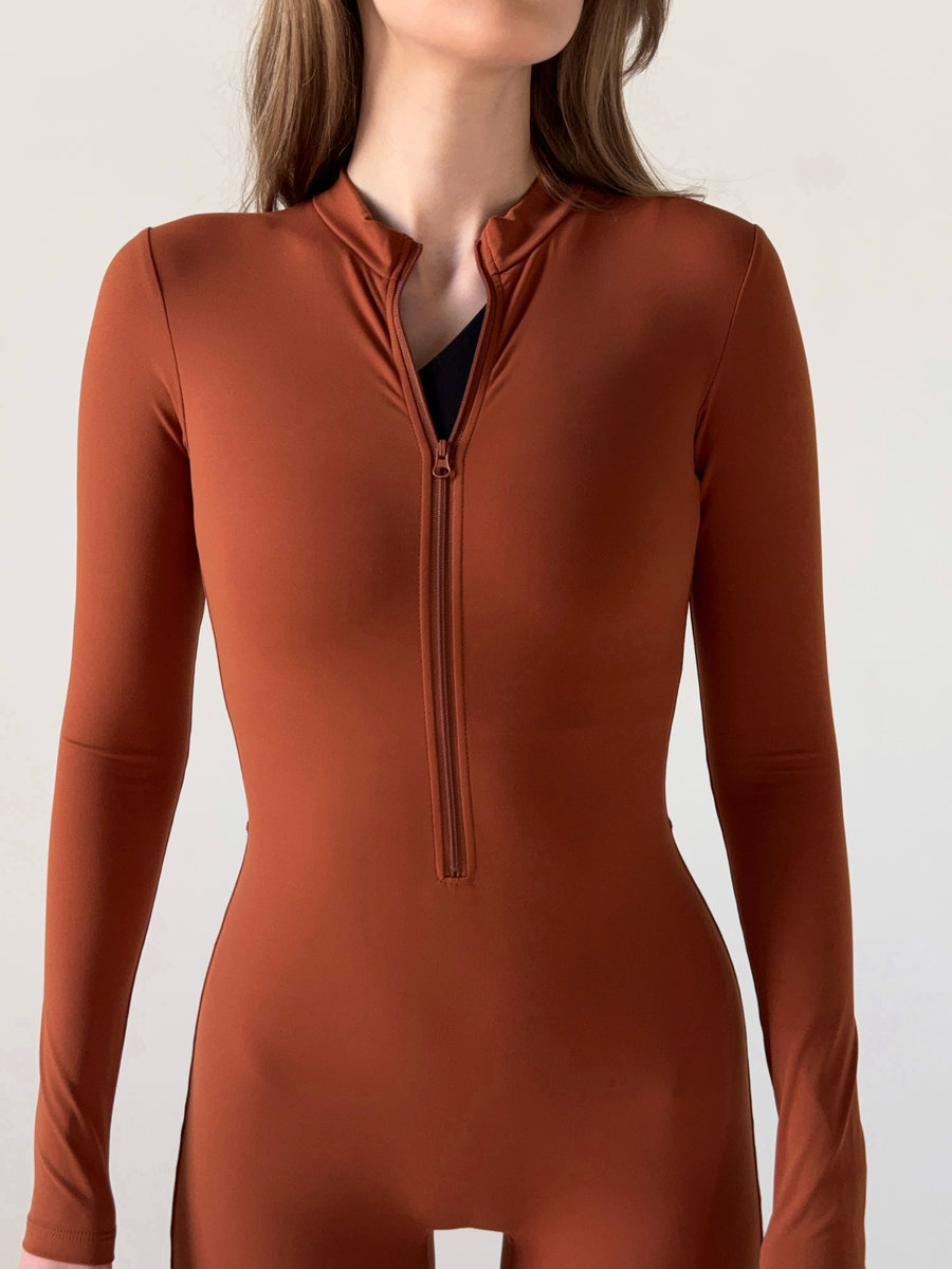 Комбинезон на замочке укороченный с длинными рукавами