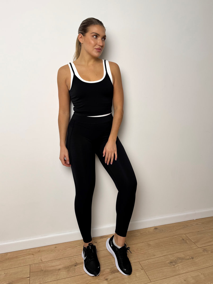 Топ DUO TEXTURE с комбинированием ткани