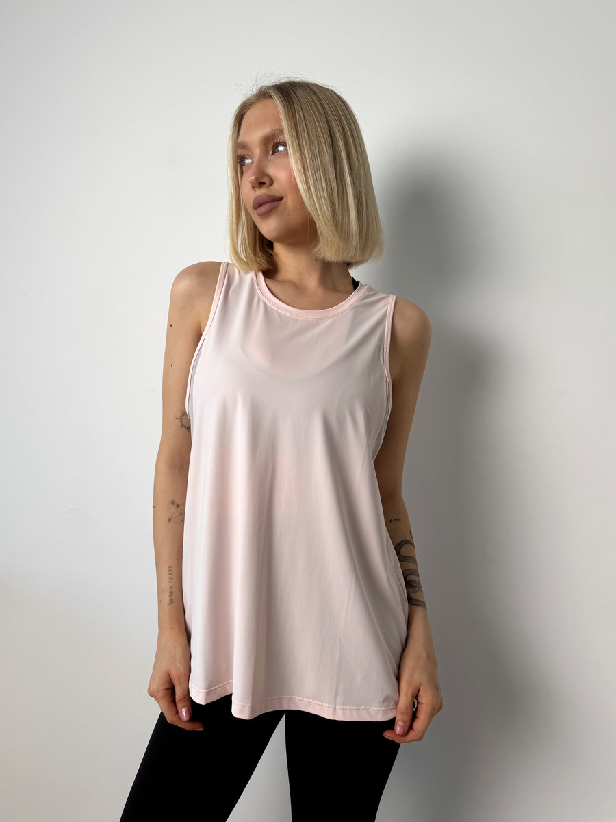 Майка удлиненная прямая с глубокой проймой