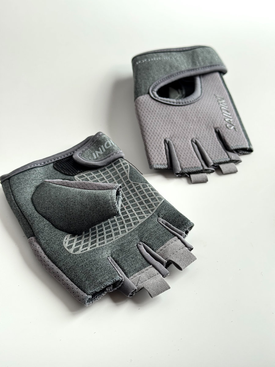 Перчатки спортивные Slip proof