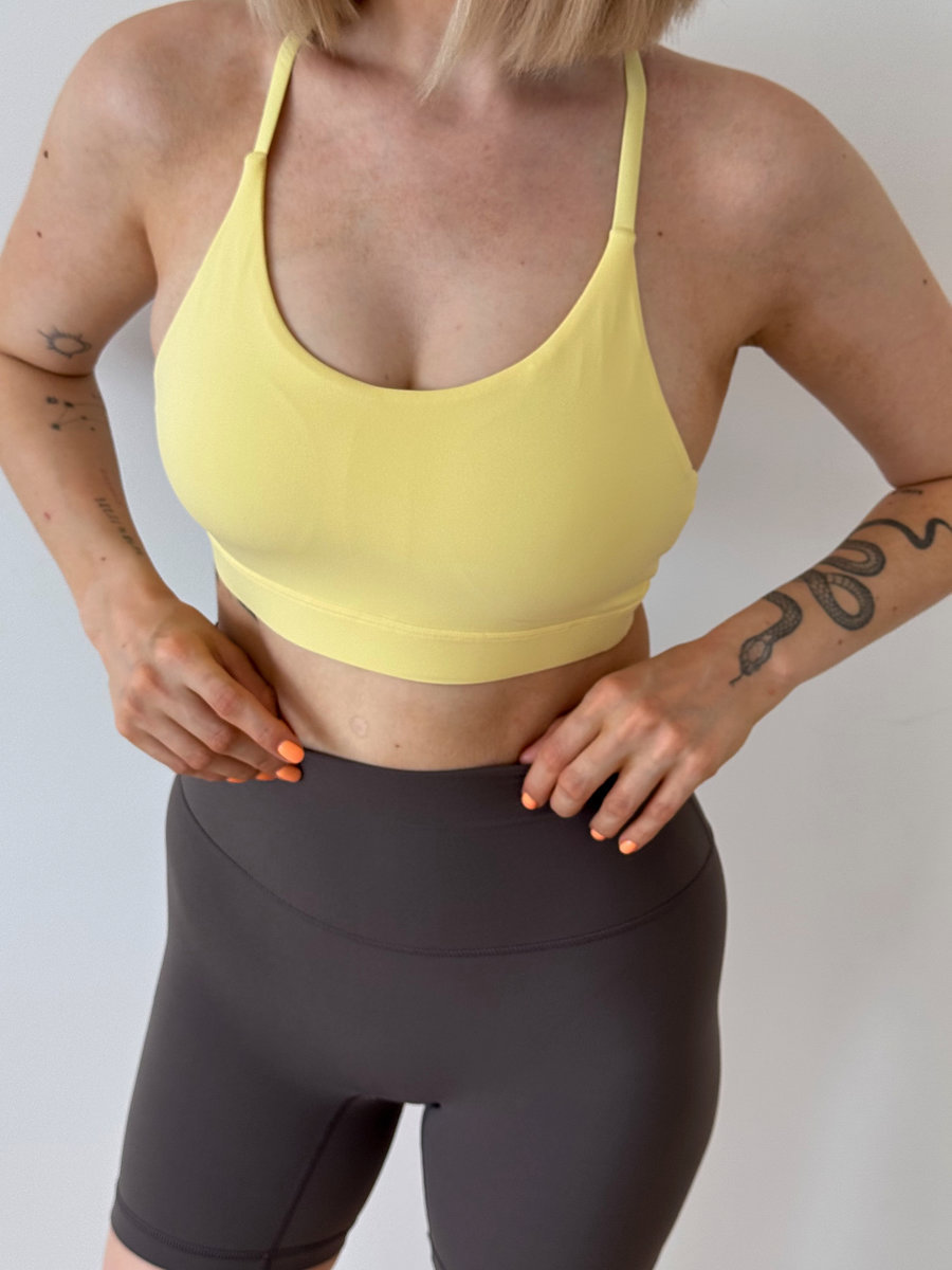 Бра с  тонкими бретелями в форме треугольника на спине (Без застежки)