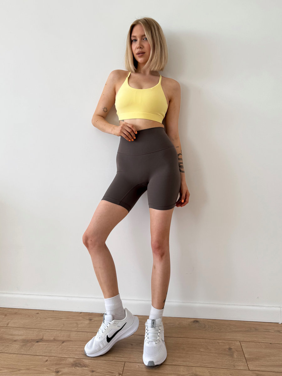 Бра с  тонкими бретелями в форме треугольника на спине (Без застежки)