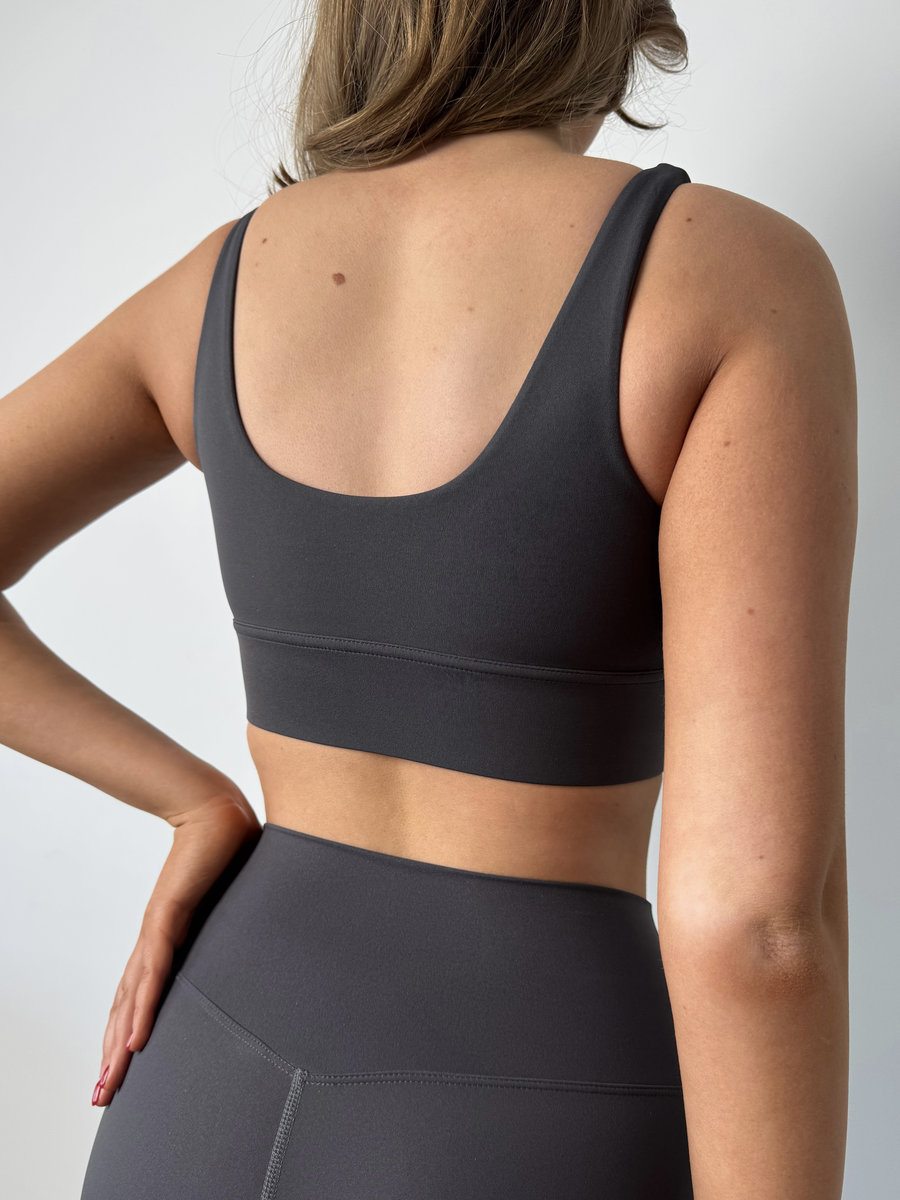 Топ простой удлиненный с глубоким вырезом на спине (Без застежки)