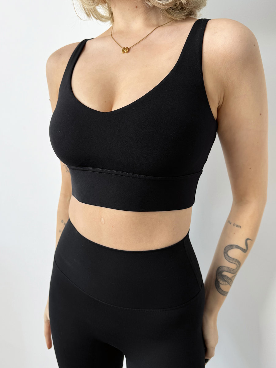 Топ простой удлиненный с глубоким вырезом на спине (Без застежки)