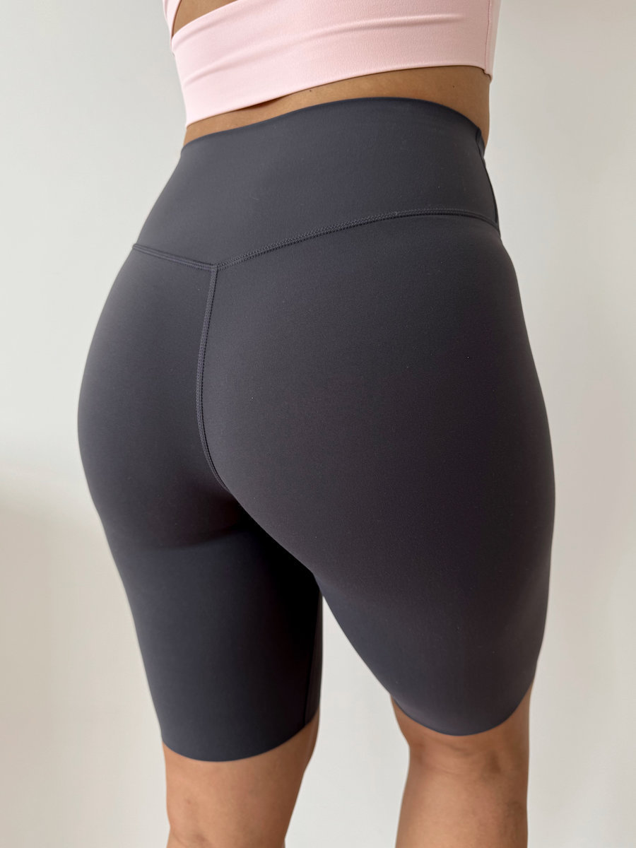 Спортивные велосипедки с лазерной обработкой края