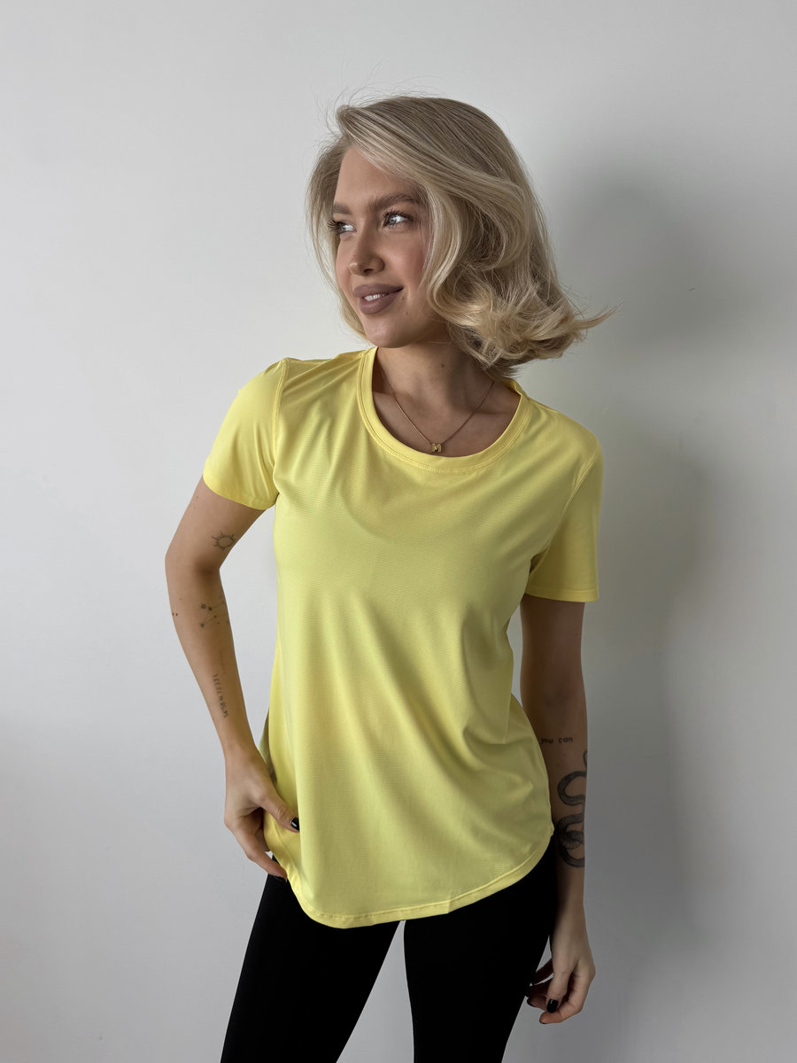 Классическая футболка со скругленным низом