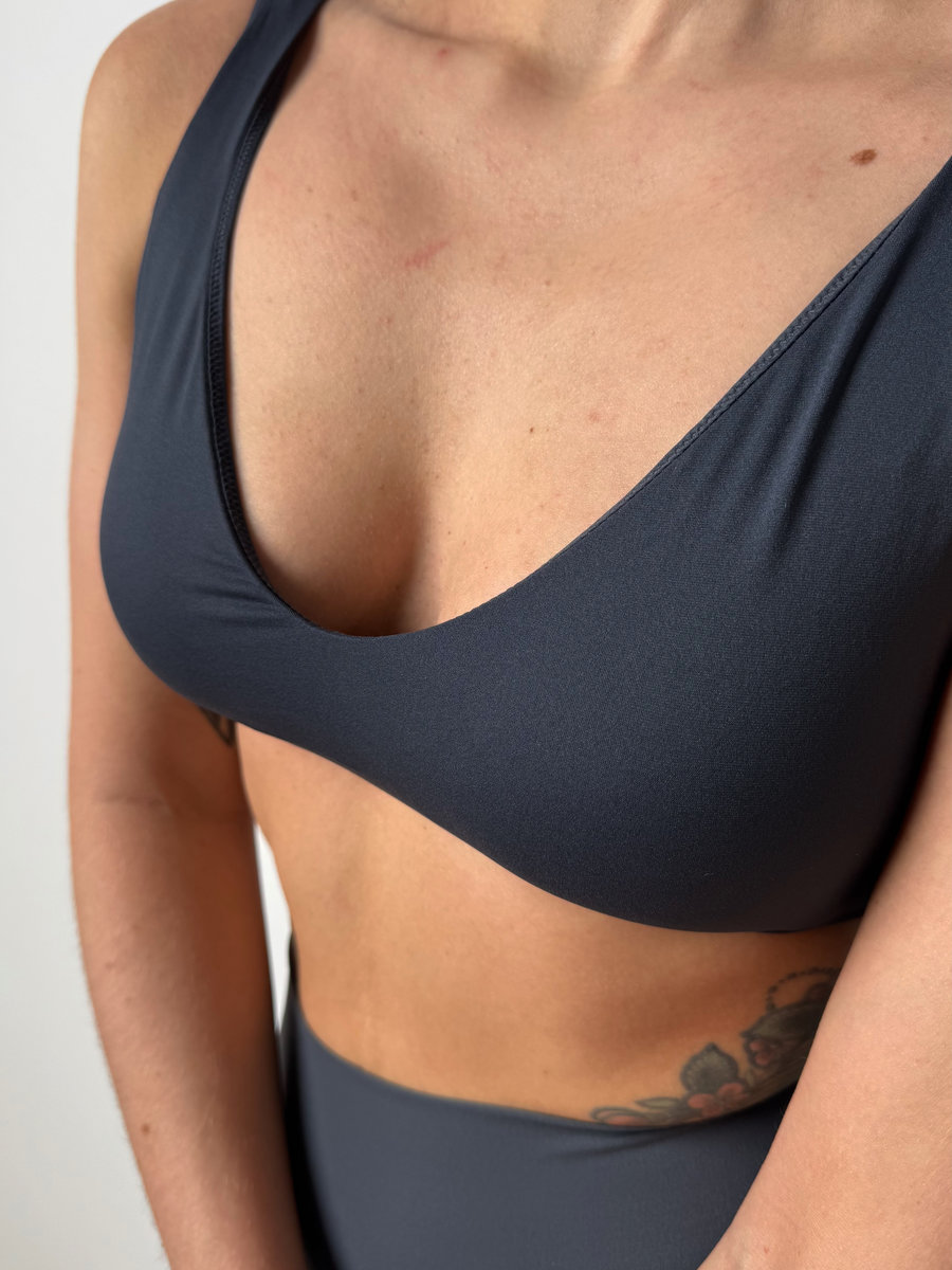 Бра Skin с перекрутом на спине