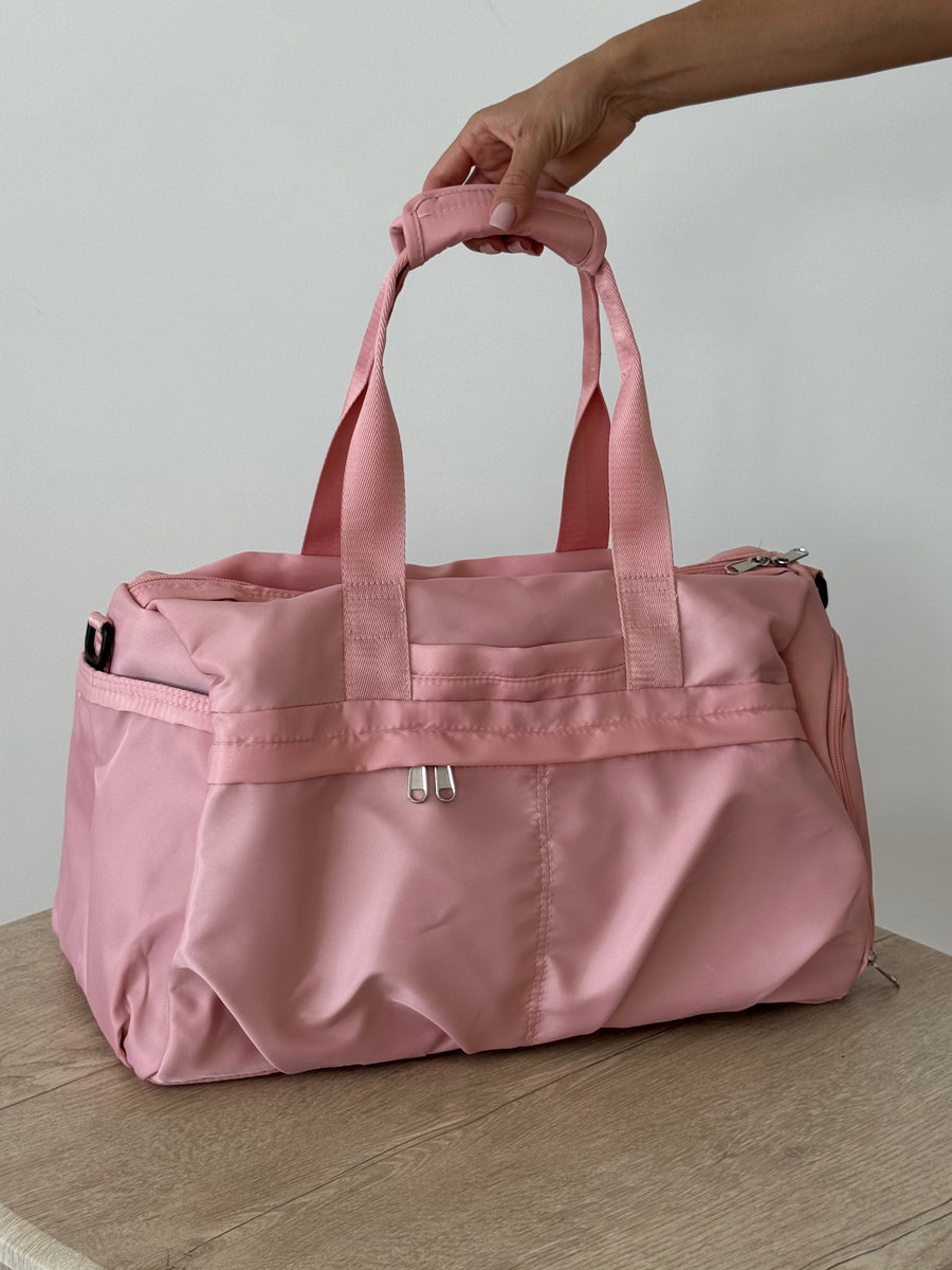 Спортивная сумка с отделением под обувь пудровая