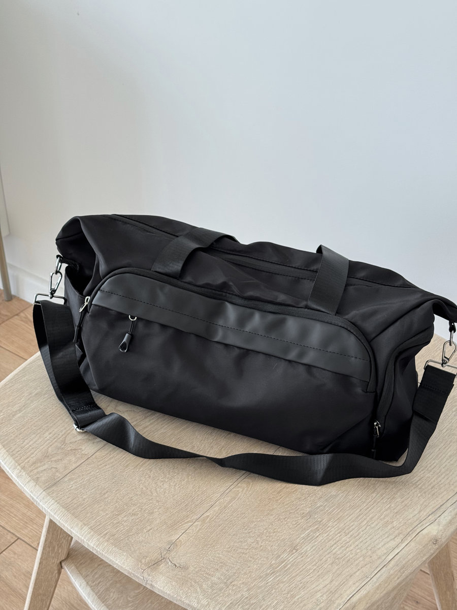 Сумка трапецевидной формы формованная_черная