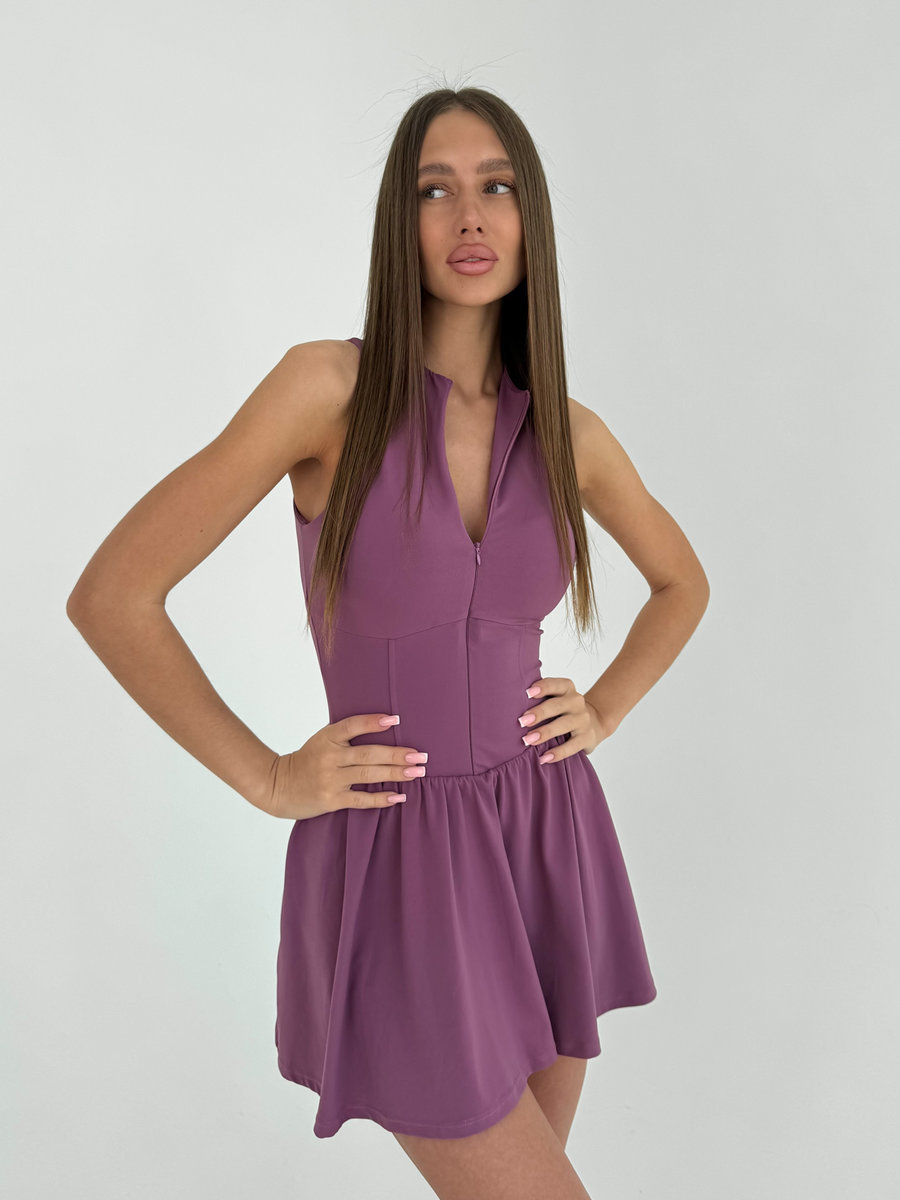 Комбинезон на молнии с юбкой-шортами