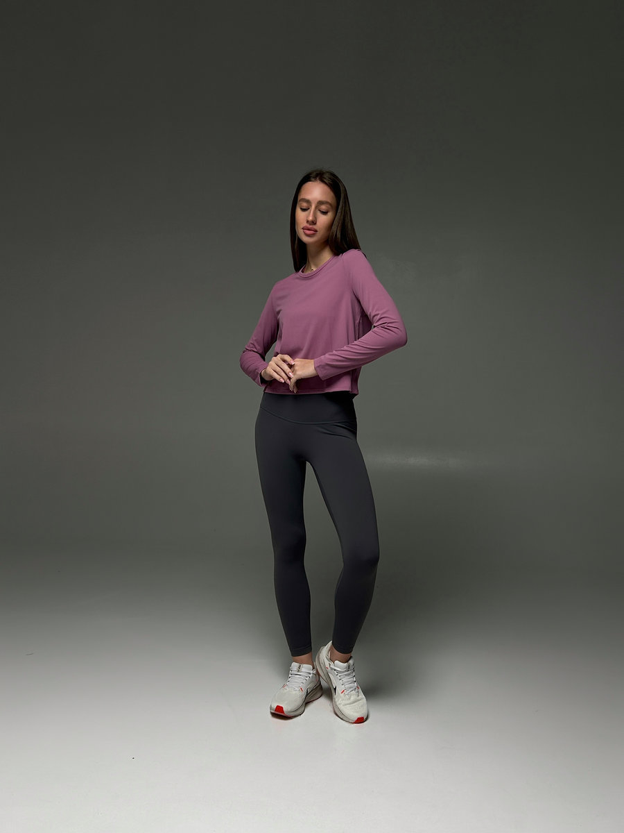 Лонгслив спортивный средней длины