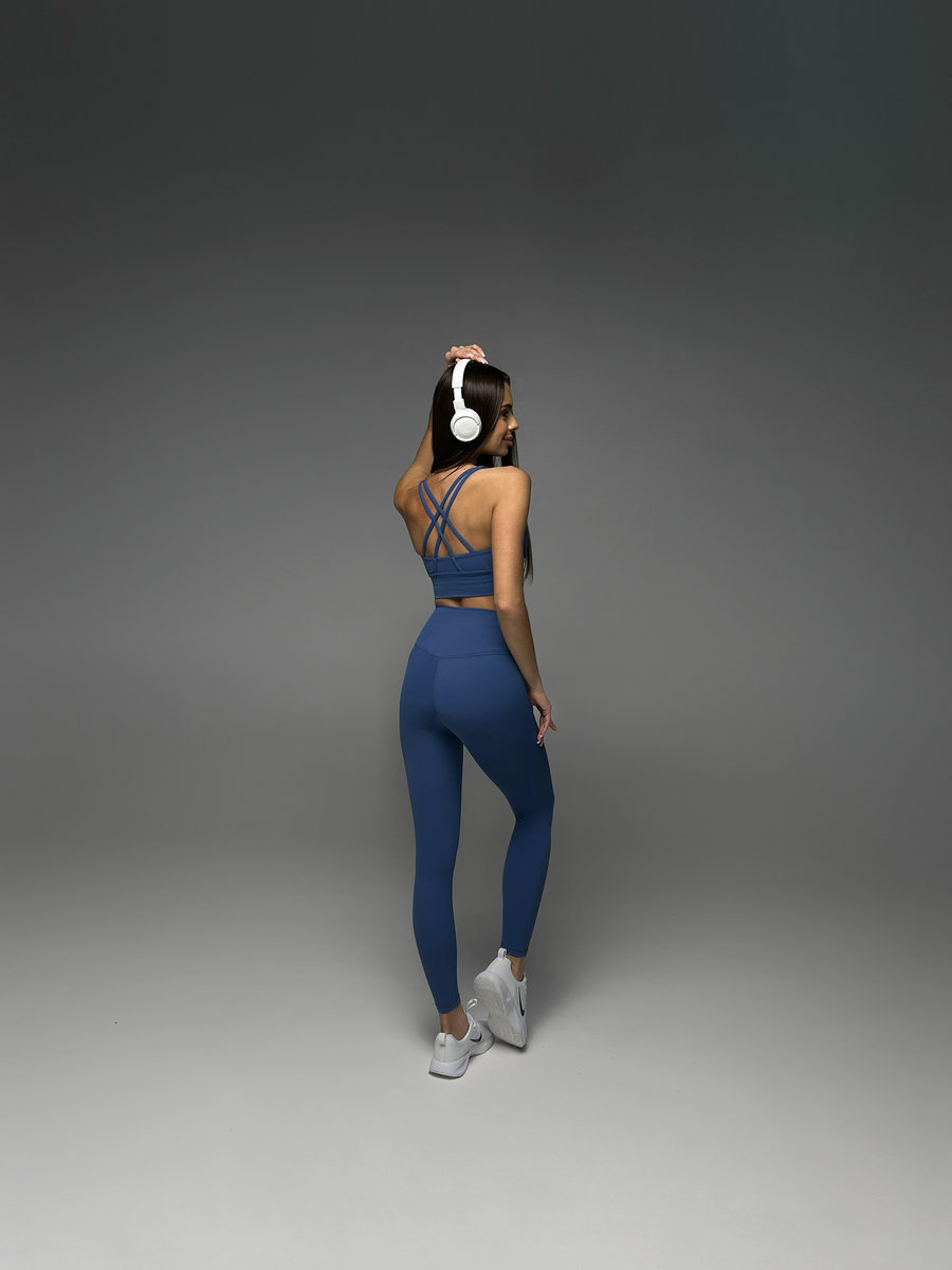 Спортивный бюстгальтер с перекрещиванием бретелей на спине (Без застежки)