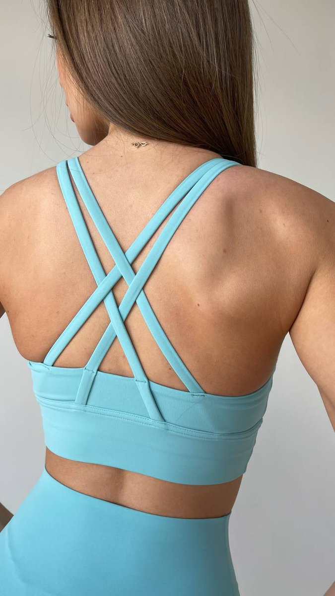 Спортивный бюстгальтер с перекрещиванием бретелей на спине (Без застежки)