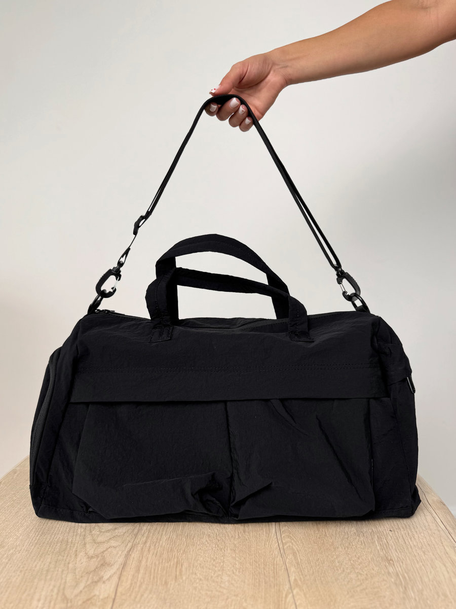 Компактная спортивная сумка для фитнеса из трендовой ткани (Черная)