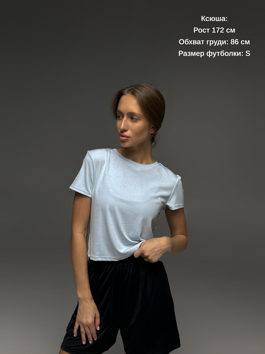 Футболка средней длины прямая