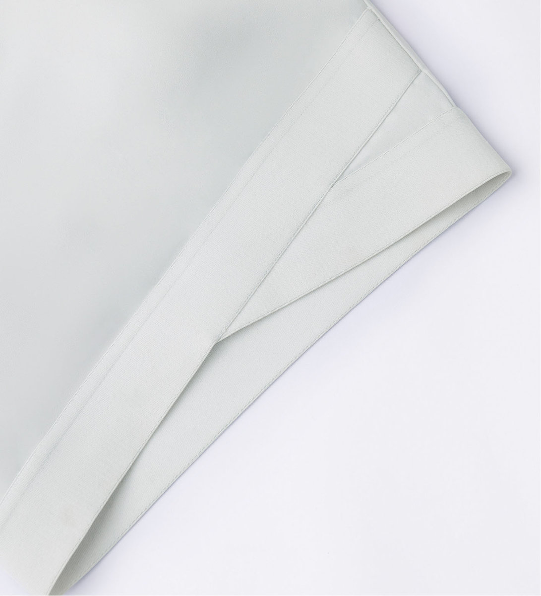 Футболка-топ облегающая с чашками