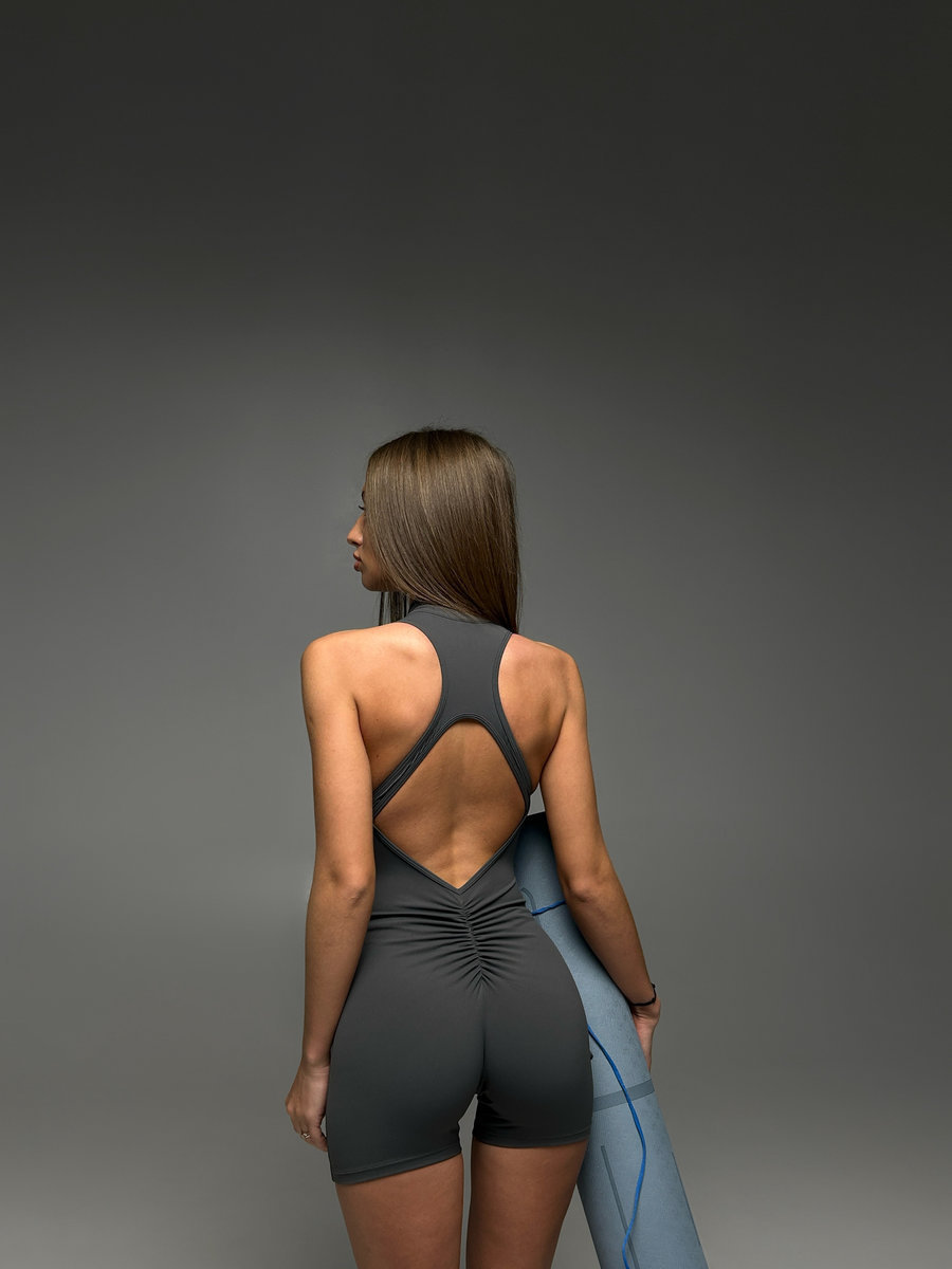 Комбинезон на замочке укороченный без рукавов