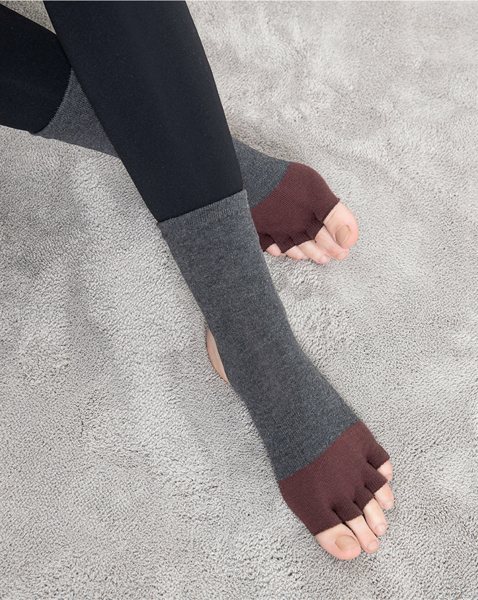 Носки для йоги с открытыми пальцами и пятками