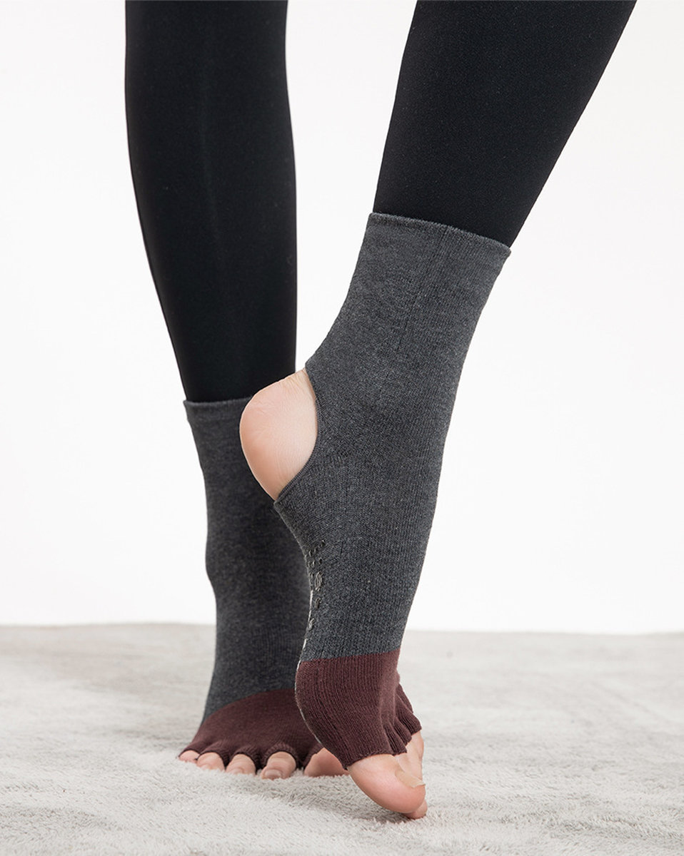 Носки для йоги с открытыми пальцами и пятками