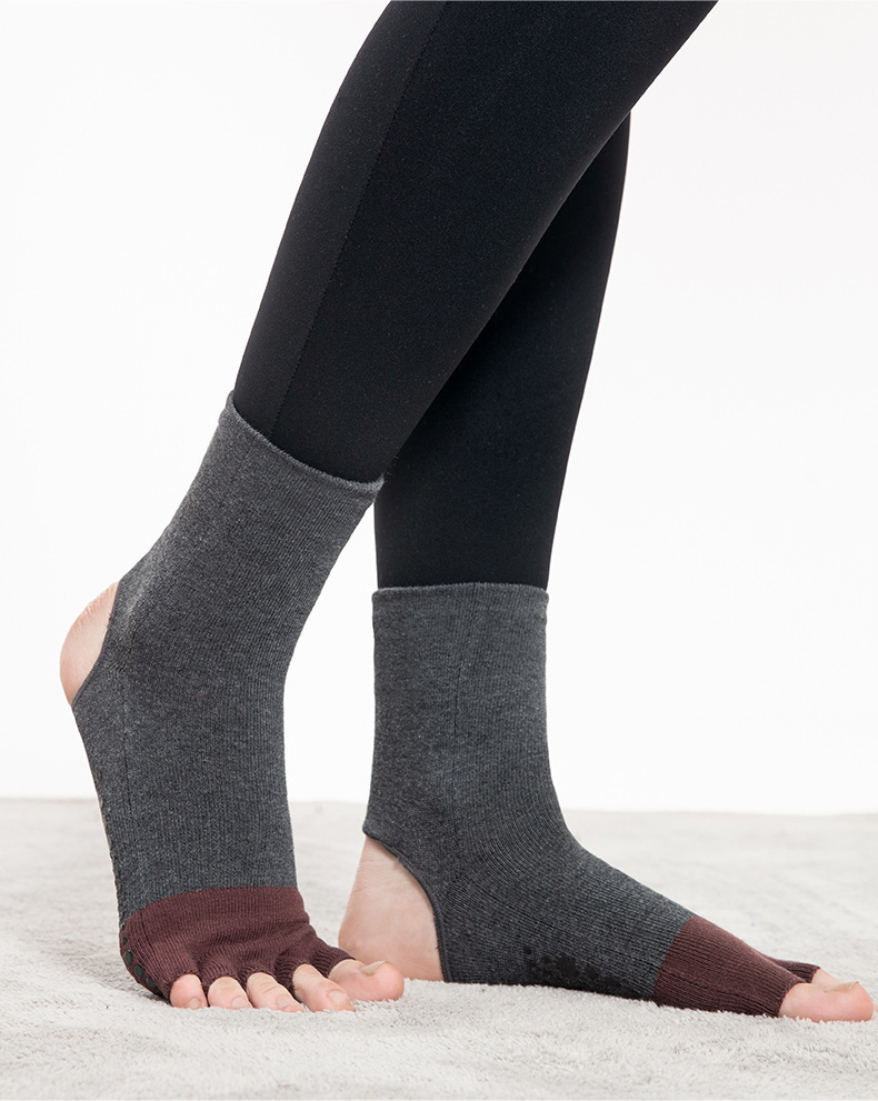 Носки для йоги с открытыми пальцами и пятками