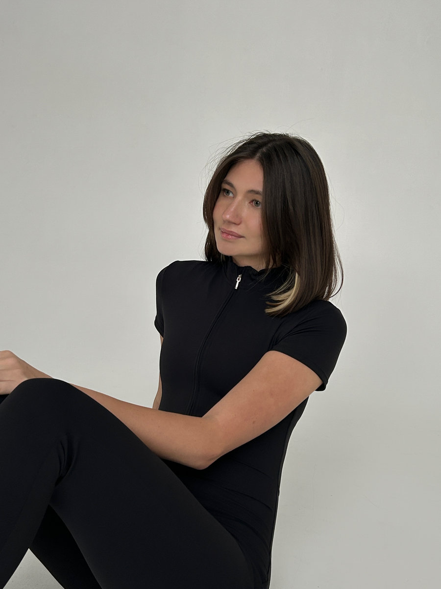 Комбинезон на замочке полной длины с короткими рукавами