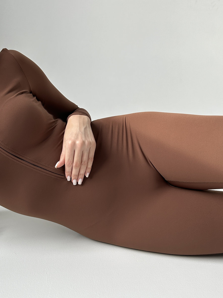 Комбинезон на замочке полной длины с длинными рукавами