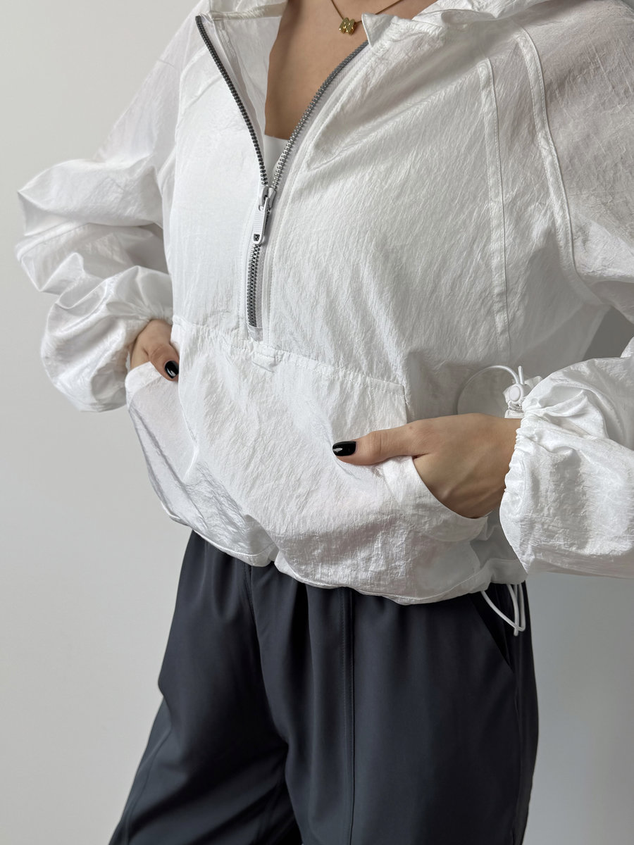 Олимпийка укороченная с капюшоном