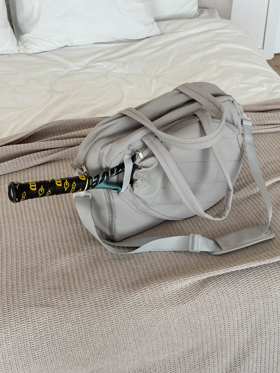 Спортивная теннисная сумка (серая)