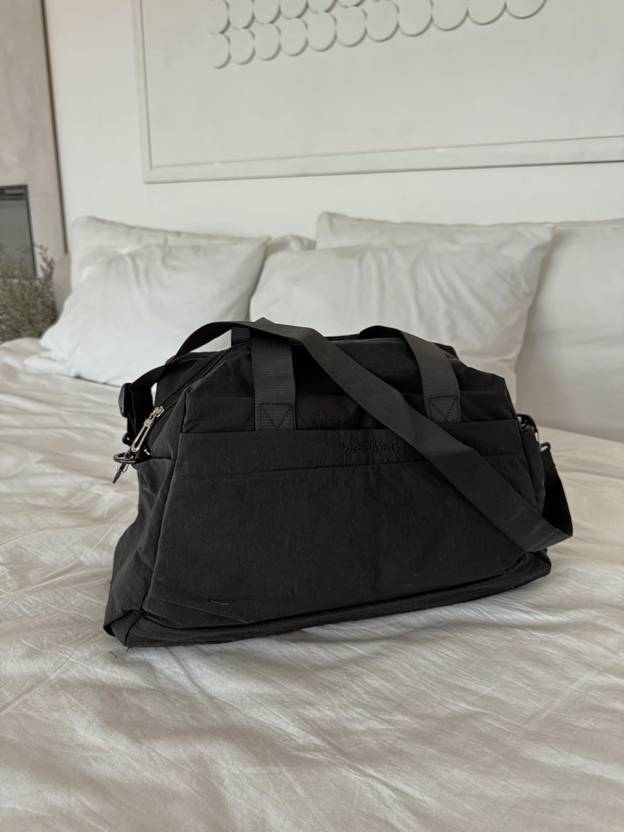 Трапециевидная женская сумка  (черная)