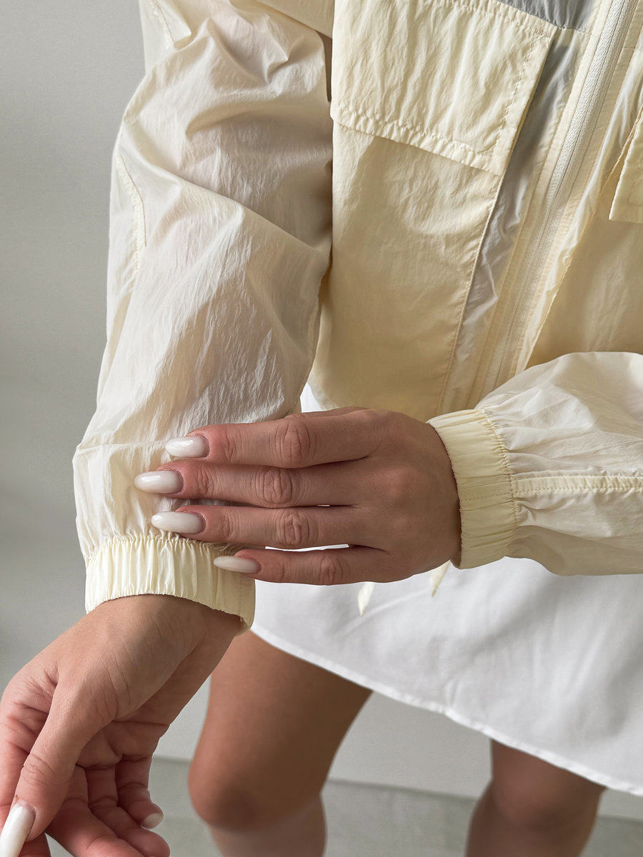 Ветровка с капюшоном Light Shell