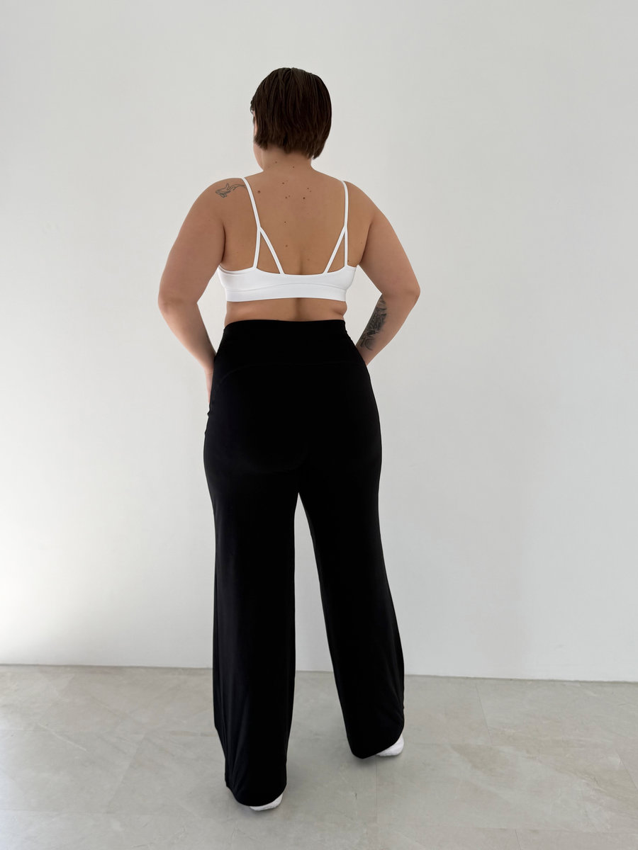 Эластичные брюки-трубы Drape Flow