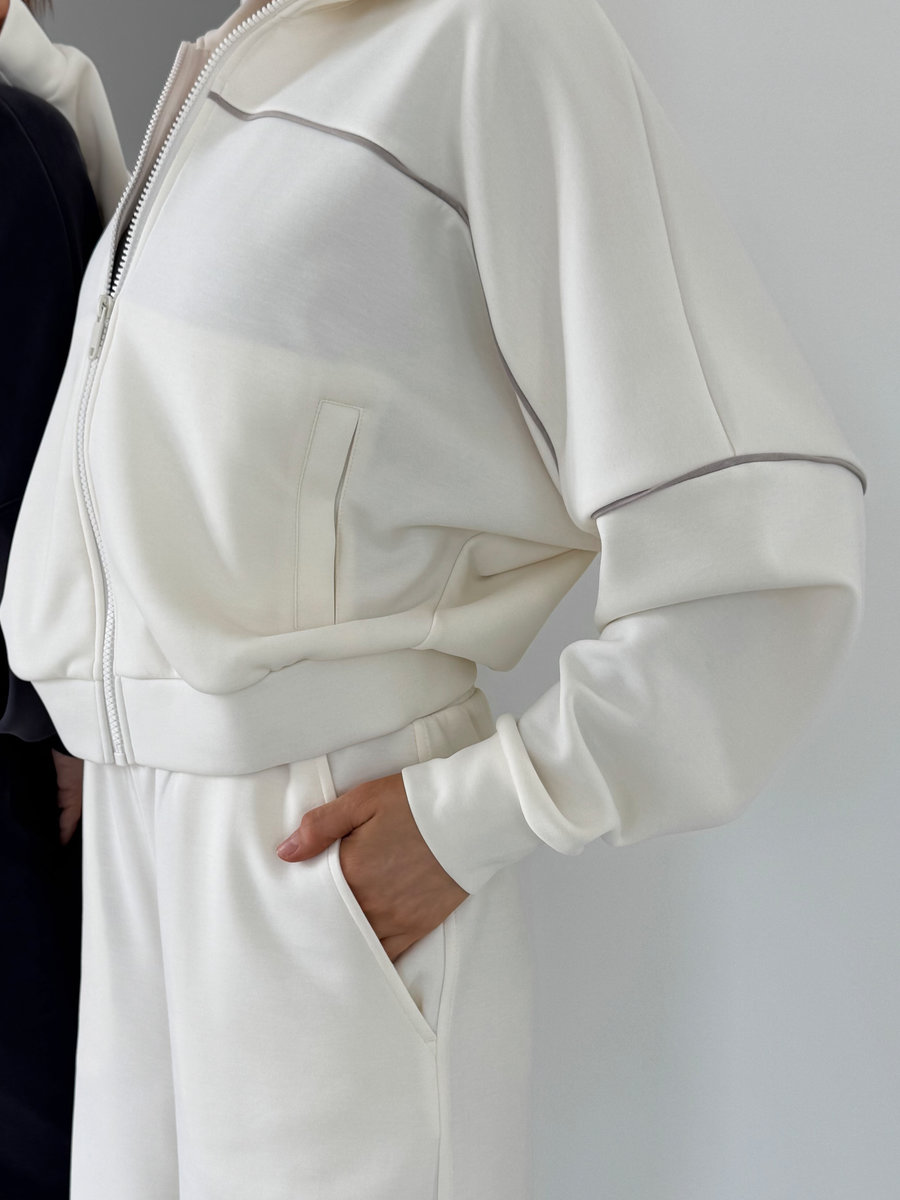 Толстовка на молнии Soft Comfort с воротником-стойкой из модала