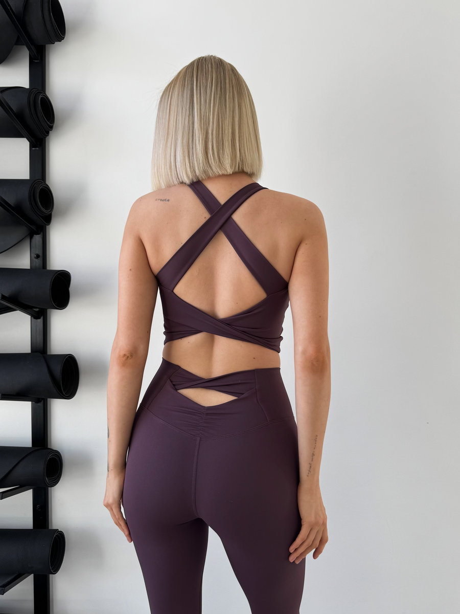 Лосины с вырезом на пояснице Open Back Twist