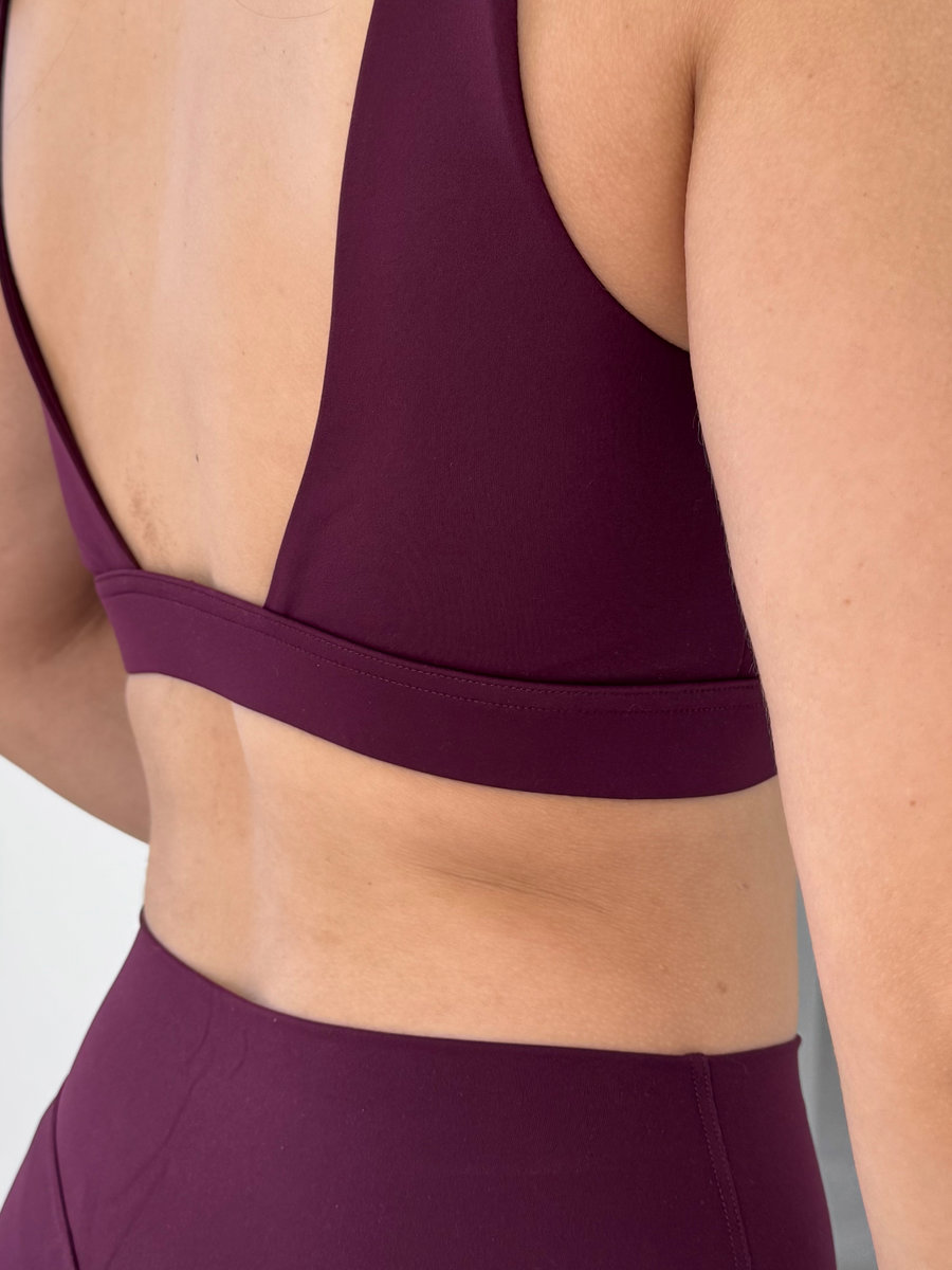 Топ Double Square с прямоугольным вырезом