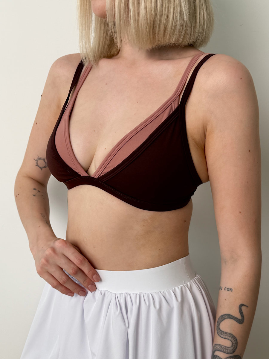 Спортивный топ с эффектом двухслойности Dual Layer Bra
