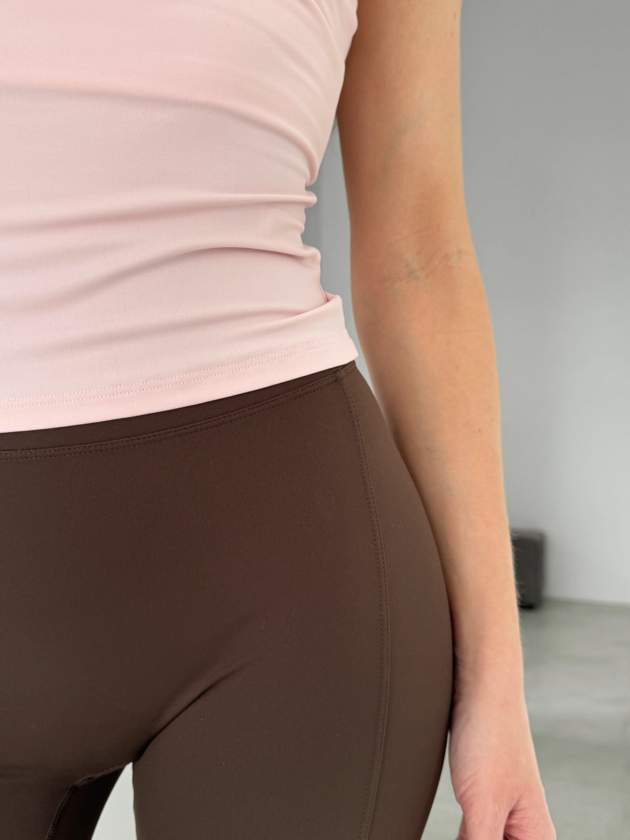 Футболка приталенная с широкой горловиной Soft Fit