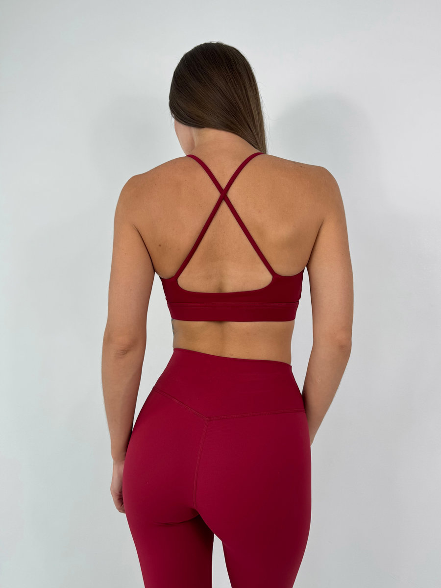 Спортивный топ с открытой спиной Fine Line Bra